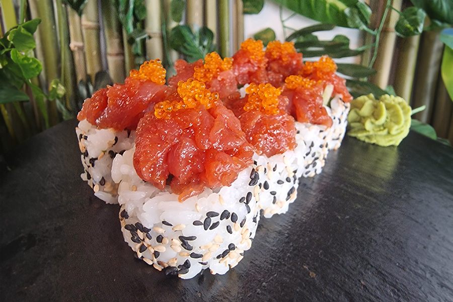 Spicy Tuna roll